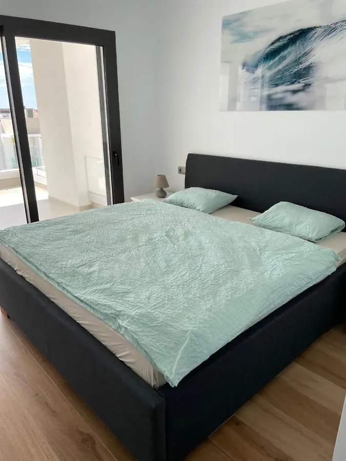 Modern 2 beds apartment in Alcaidesa España